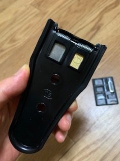 SIMカッターを買ってmicrosimからnanosimにした