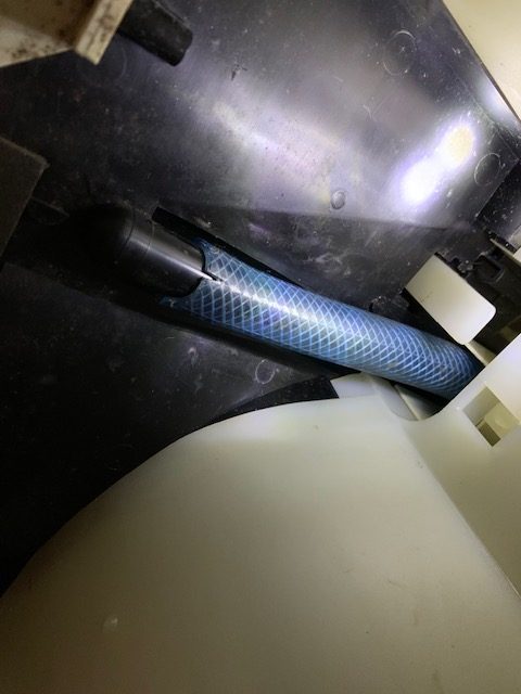 冷風機にダクトを付けました