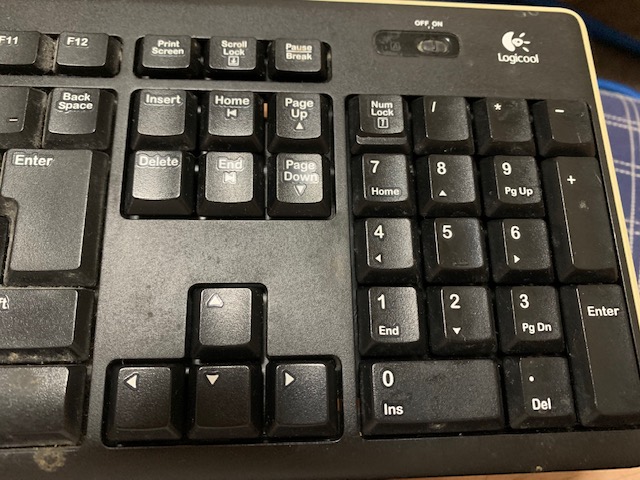 キーボードを掃除してみました